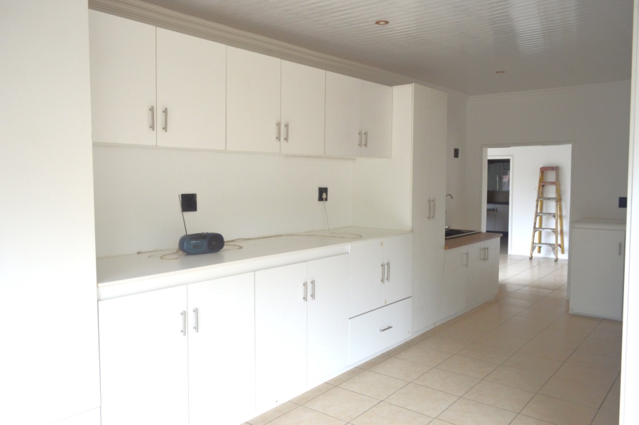 4 Bedroom Property for Sale in Wilkeville North West